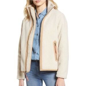 Patagonia divided sky fleece jacket